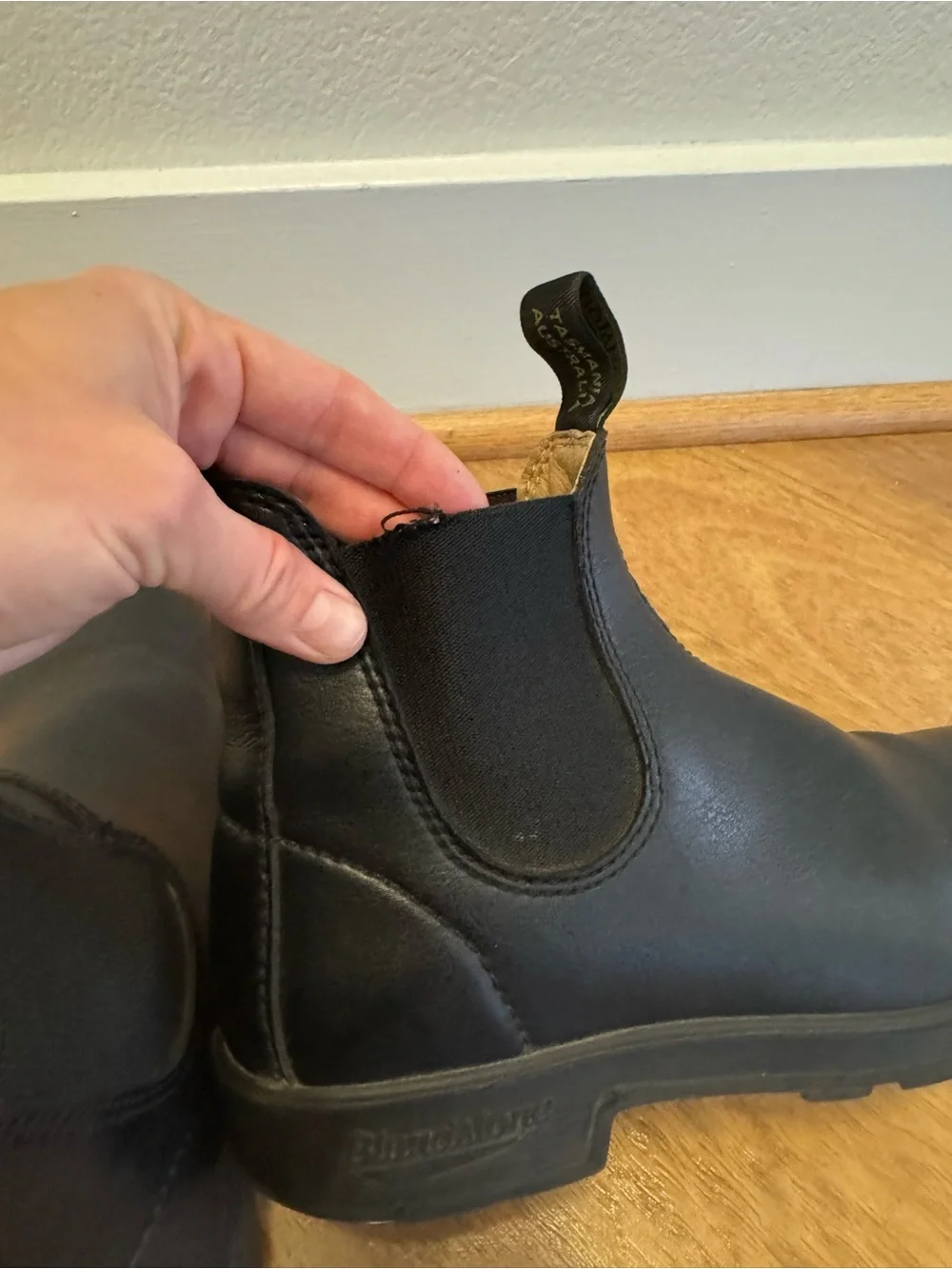 Blundstone Black Chelsea Ankle Boots Vegan Leather Size 8.5 - Picture 4 of 4